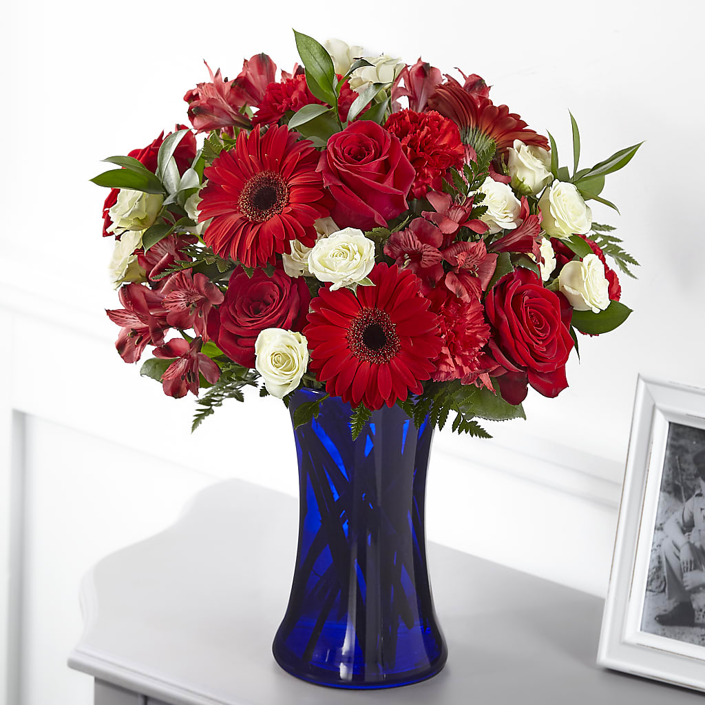 Hearts Embrace Bouquet – Grimm-kruse-brix Florist Inc, Saint Louis MO