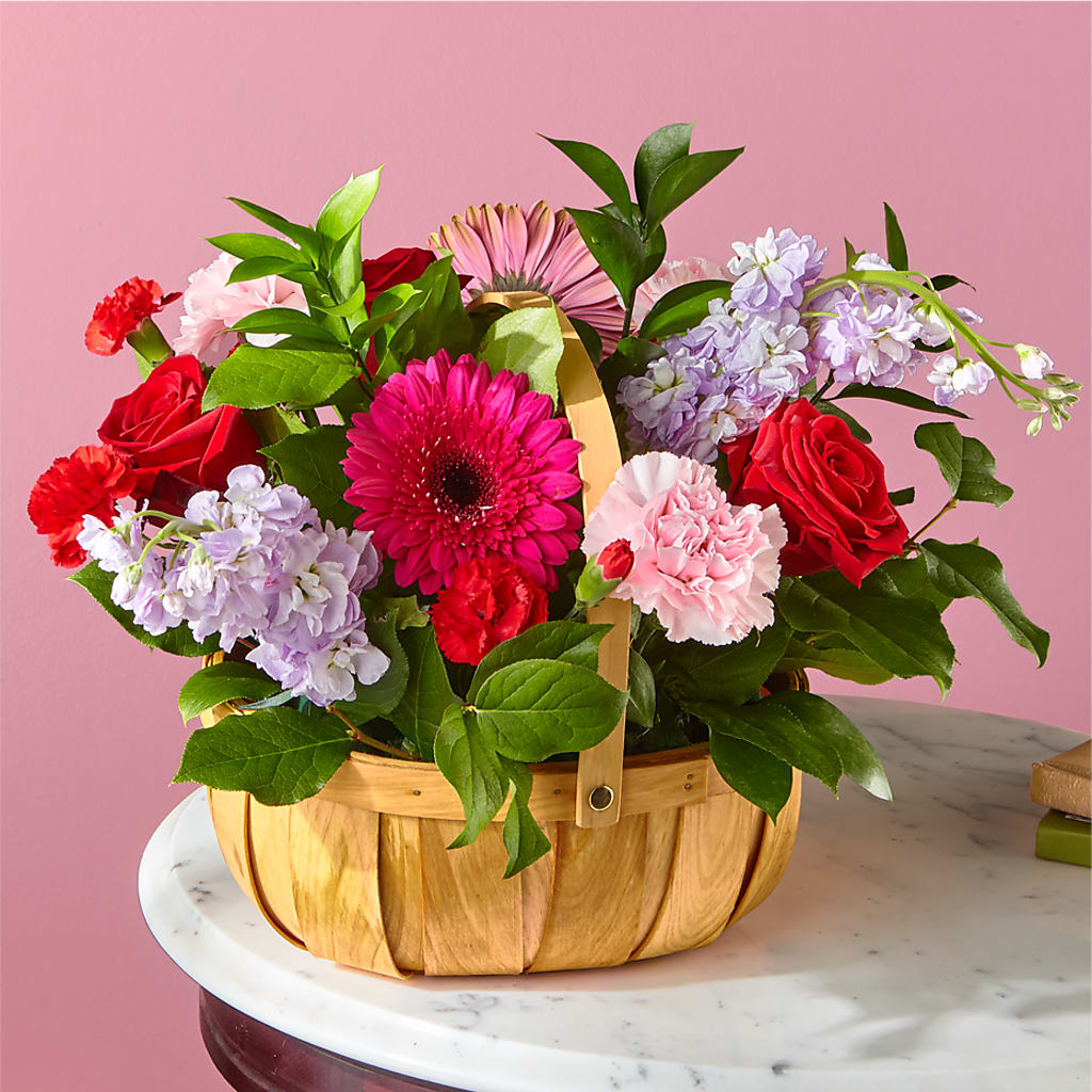 Pink Picnic Basket – Grimm-kruse-brix Florist Inc, Saint Louis MO