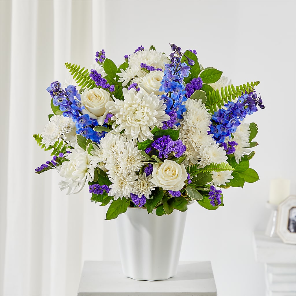 Hold Dear Tabletop Basket – Grimm-kruse-brix Florist Inc, Saint Louis MO