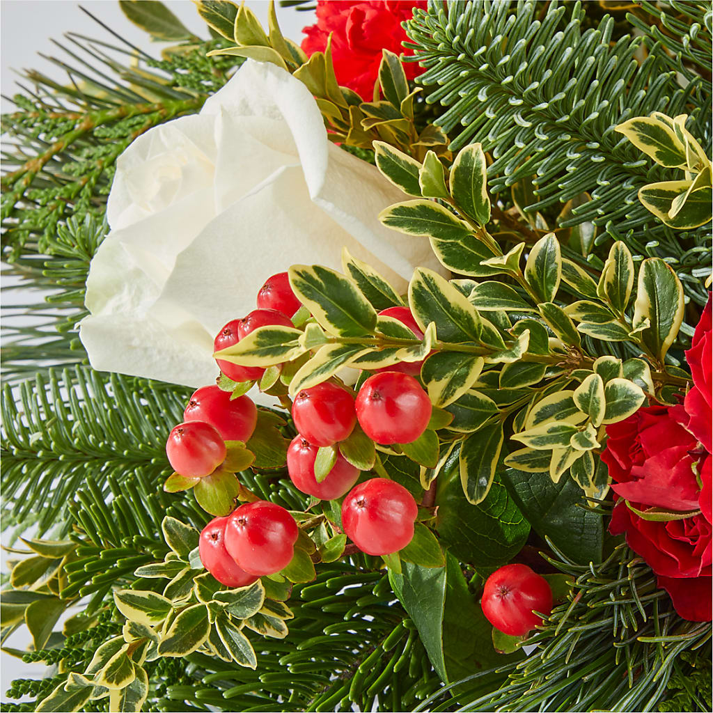 December Dreams Centerpiece –  Grimm-kruse-brix Florist Inc, Saint Louis MO